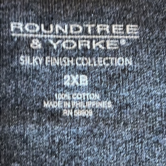 Roundtree & York men’s gray vest.  Size 2XB - Picture 3 of 7